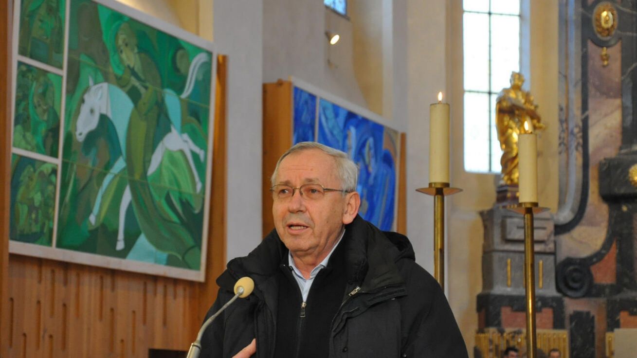 image:Image Své dílo představil v katedrále sv. Mikuláše slovinský umělec P. Marko Rupnik SJ.