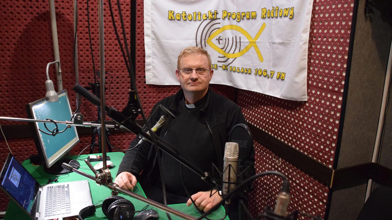 image:Image „Naše důvody zůstat na Ukrajině jsou ryze křesťanské,“ říká polský misionář a novinář P. Mariusz Krawiec.
