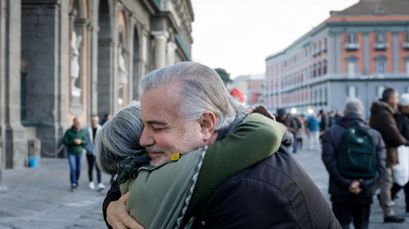 image:Image Cítit se dobře při setkání s druhým bývá znakem toho, že mnou nemanipuluje.