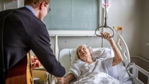 Dobrovolníci v nemocnicích image:Image Dobrovolníci v nemocnicích