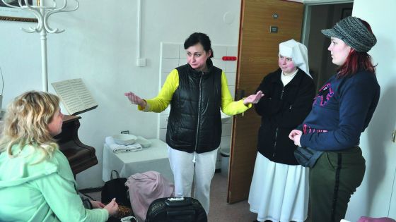 image:Image Uprchlice z Ukrajiny našly ubytování i v budějovickém klášteře Kongregace sester Nejsvětější svátosti.
