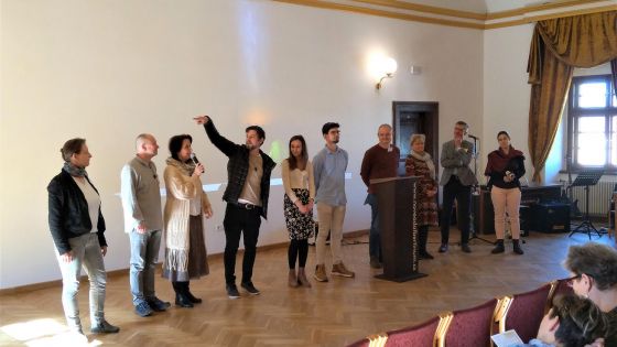 image:Image Posluchači vždy nejvíce ocení, když přednášející představí vlastní zkušenosti z evangelizace.