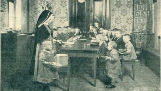 image:Image Péče Charity o navrátilce z koncentračních táborů druhé světové války.