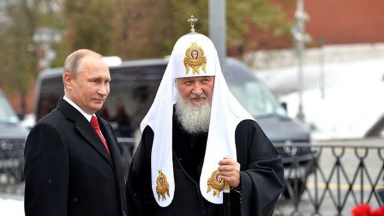image:Image Ještě v roce 2014 se patriarcha Kirill neúčastnil oficiálních oslav anexe Krymu. O osm let později už ale hlavní představitel ruských pravoslavných podporuje útok na Ukrajinu pseudonáboženskými argumenty – upozornila Kristina Stoecklová v televizi ORF.