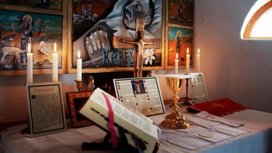 image:Image Oltář kaple bl. Karla, kterou vybudovala rodina Nejdlova nedaleko západočeské Kdyně.