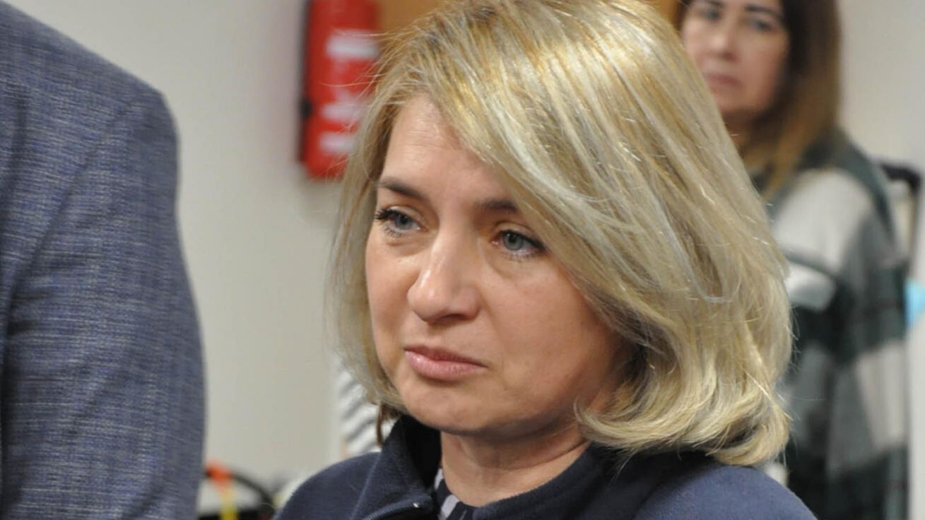 image:Image „Každému člověku, kterému pomáháme, dáváme i kus sebe, kus svého srdce,“ říká Světlana Porsche, vedoucí Střediska migrace Arcidiecézní charity Praha.