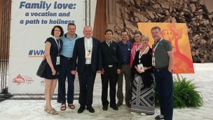 image:Image Bůh patří i k životu dnešní rodiny