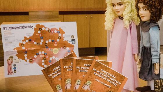 image:Image Muzeum představilo také dětskou publikaci po poutních místech, hru i loutky.