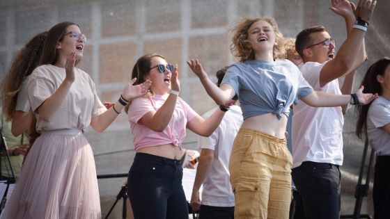 image:Image Program setkání doprovázela také ostravská schola No Problema.