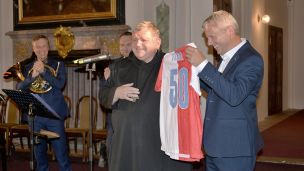 image:Image Cesta 121 oslavila 15 let