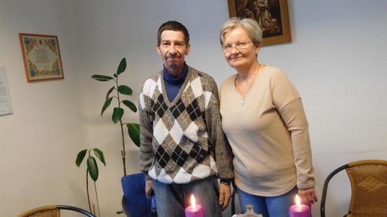 image:Image Stanislav Václavík se zakladatelkou hořického hospice Duha Janou Sieberovou.