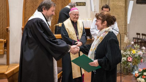 image:Image Ekumenickou bohoslužbu vedli biskup Josef Hrdlička a patriarcha Církve československé husitské Tomáš Butta (vlevo).