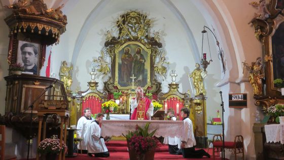 image:Image Mši sv. za P. Jílka sloužil P. Miroslav Šašek.