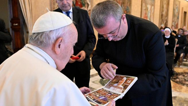 image:Image Česká kolej na návštěvě u papeže