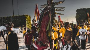 image:Image Miliony uctily Matku Boží