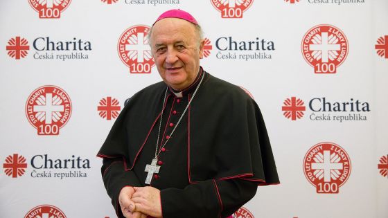 image:Image „Charita zná situaci lidí žijících v bídě, a tak může ostatním pomoci, aby objevili v životě radost a vděčnost,“ říká arcibiskup Graubner.