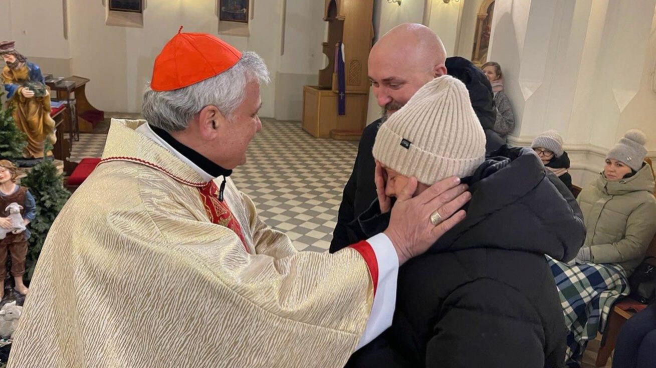 image:Image „Tady trpí všichni,“ popsal kardinál Krajewski situaci Ukrajinců.