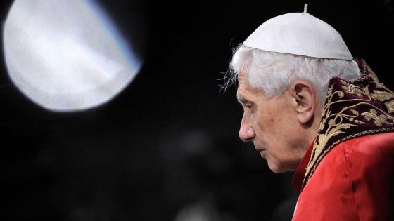 image:Image Benedikt XVI. (1927–2022).