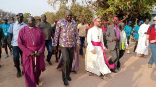 image:Image Papež vyráží do neklidné Afriky