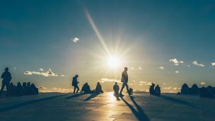 image:Image Náš nebeský Otec přeje dobré i zlým