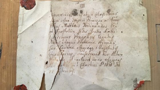 image:Image Listina, dokládající pravost relikvií.