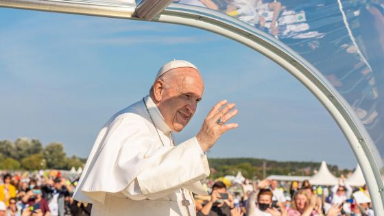 image:Image Mnoho věřících z Česka se v září 2021 vydalo na mši, kterou papež sloužil v mariánském poutním místě Šaštín na západě Slovenska. Do Česka zvou Františka opakovaně naši biskupové i politici při návštěvách Vatikánu.