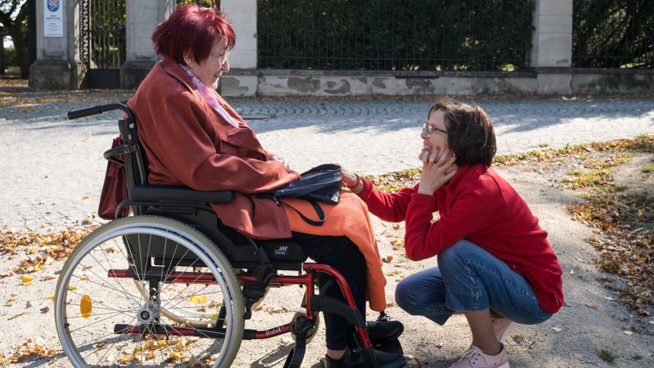 image:Image „Klienti nás učí lásce, trpělivosti, moudrosti a hledání smyslu života,“ říká Jarmila Pachtová.