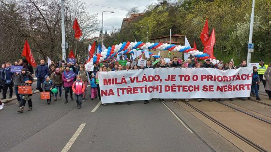 image:Image Čelo průvodu.