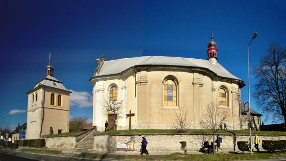 image:Image Podpořit svým hlasem lze například sbírku na obnovu kostela sv. Bartoloměje v Kostomlatech nad Labem, kterou vyhlašuje farnost v Lysé.