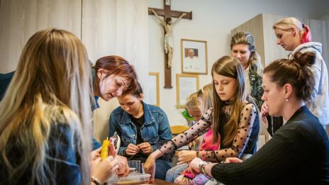 Jsme společenstvím důvěry? image:Image Jsme společenstvím důvěry?