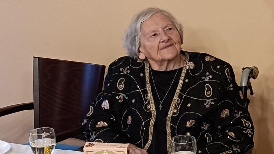 image:Image Paní Jindřiška na charitním Domově oceňuje nejvíce duchovní zázemí, okolní přírodu a vlídný personál.