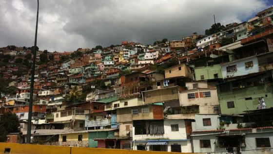 image:Image Venezuela se stala „obrazem společnosti těsně přes svým zánikem“, píše slovenský reportér.