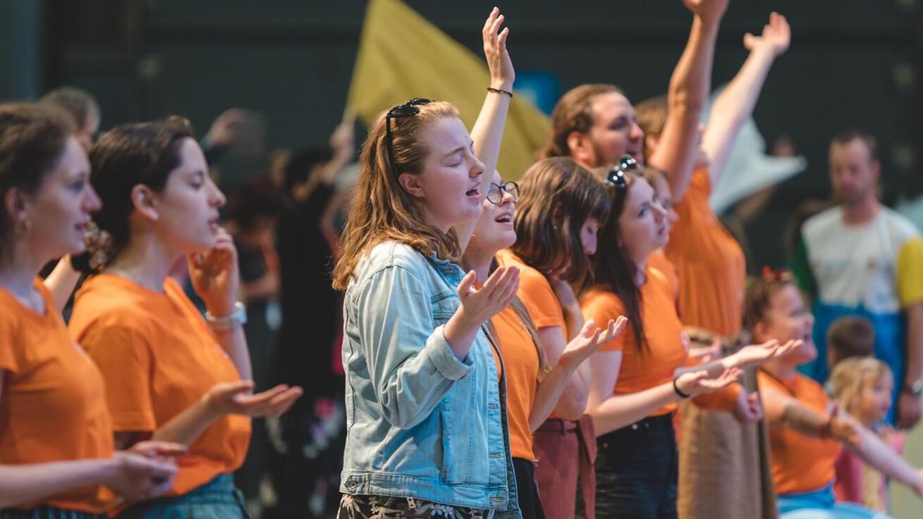 image:Image Pro modlitbu chval je na konferenci prostor hlavně ráno a večer.