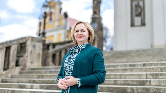 image:Image „Loni klesl průměrný počet dětí narozených jedné ženě meziročně z 1,83 na 1,66 dítěte,“ upozorňuje Šárka Jelínková.