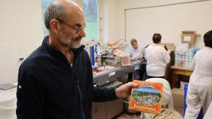 image:Image Výroba hostií přešla z otce na syna