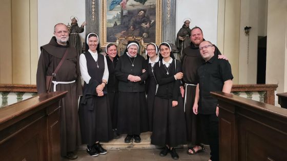 image:Image Františkánskou slavnost Porciunkule, nazvanou podle kaple, kterou sv. František z Assisi opravil vlastníma rukama, slavili v úterý 2. srpna i věřící v kostele Navštívení Panny Marie v Hejnicích. Do chrámu při bývalém františkánském klášteře už potřetí přijeli a mši sv. celebrovali liberečtí františkáni.
