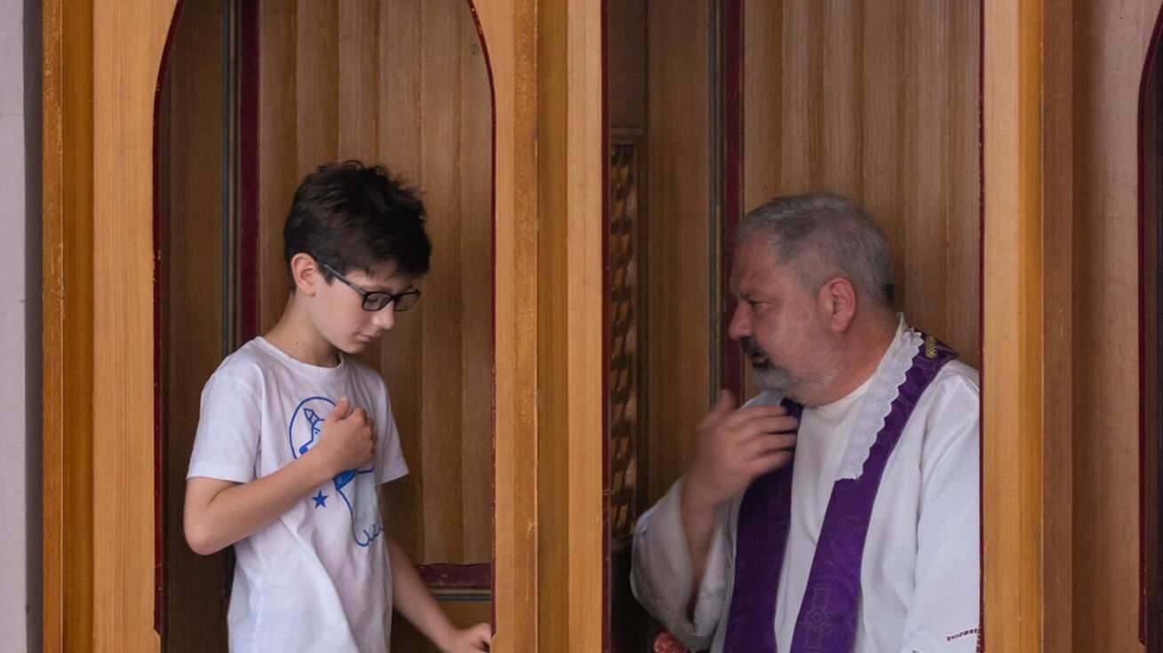 image:Image Hodně záleží na rodičích, aby poprvé u zpovědi neznamenalo také naposledy u zpovědi. 