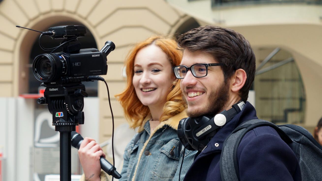 image:Image Společný projekt Vyšší odborné školy publicistiky má také již své úspěšné absolventy, kteří se dobře uplatňují na českém mediálním trhu nejen v křesťanských médiích.