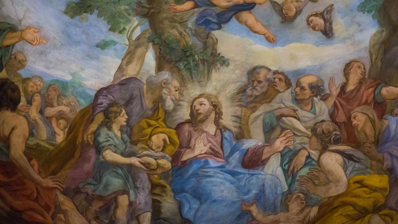 Chlapec ze zástupu poutníků, který zřejmě ani nepatřil k Ježíšovým učedníkům, byl ochotný se rozdělit o svých pět chlebů a dvě ryby. image:Image Chlapec ze zástupu poutníků, který zřejmě ani nepatřil k Ježíšovým učedníkům, byl ochotný se rozdělit o svých pět chlebů a dvě ryby.