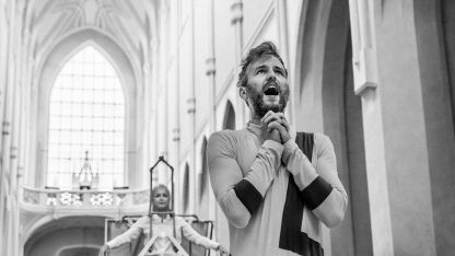 image:Image Divadelní pocta Santiniho géniu