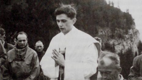 image:Image Benedikt XVI. sedmdesát let knězem