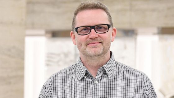 image:Image Nejsilnější chvíle procesu s českými stavy? Pro historika Michala Stehlíka mezi ně rozhodně patří audience, kde manželky a děti odsouzených marně prosily pro své muže o milost.