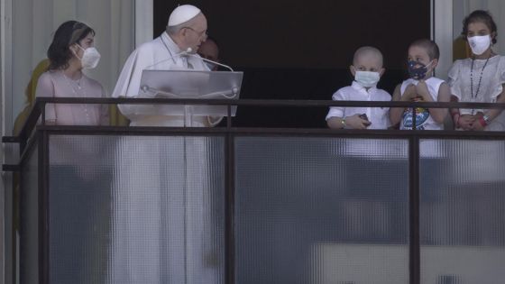 image:Image Papež František přednesl modlitbu