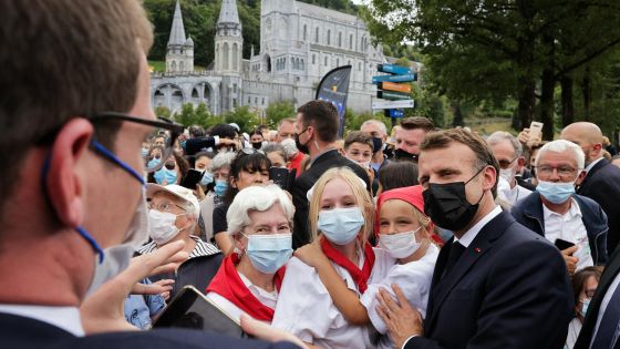 image:Image Francouzský prezident navštívil Lurdy