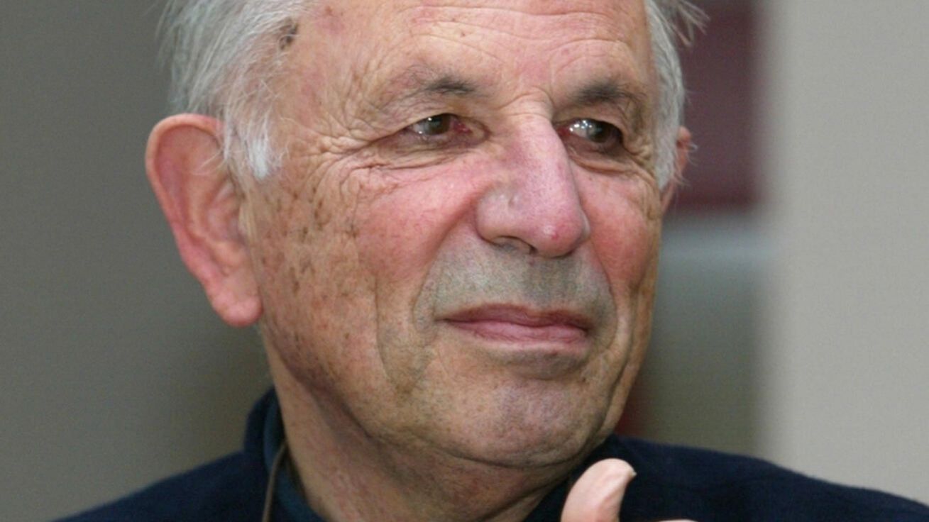 image:Image Italský kněz a autor knih Alessandro Pronzato.
