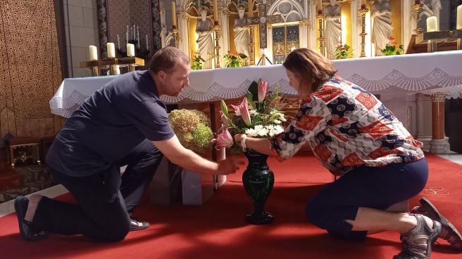 image:Image Užitečná služba mezi skvělými lidmi