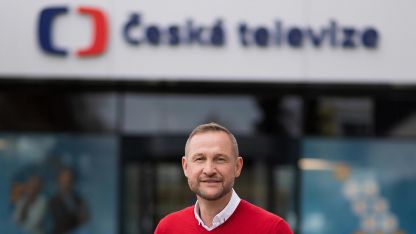 image:Image Zasypávat příkopy ve společnosti