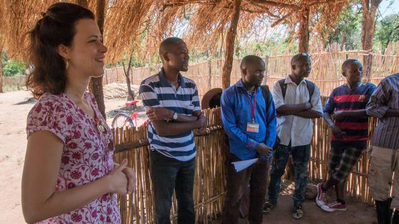 image:Image Tea Tihounová na misi v Zambii.