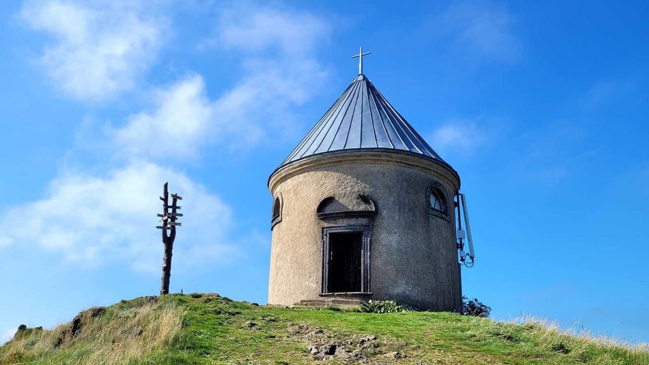 image:Image Na vybavení hornické kaple se podílela řada místních obyvatel.