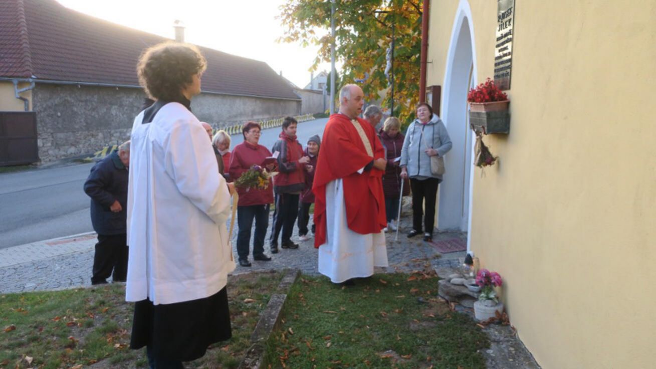 image:Image Věřící v Katovicích si připomněli památku popraveného kněze P. Josefa Jílka.
